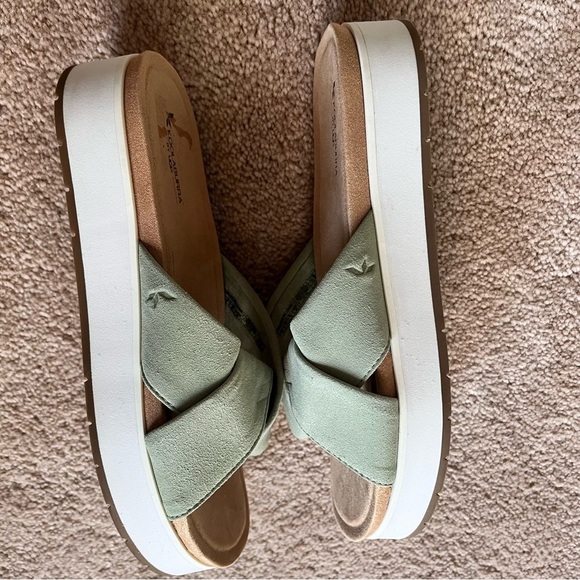 Koolaburra by Ugg Carenza Platform Slides - Picture 5 of 10